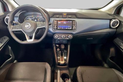 Scarlet Ember Tintcoat 2025 Nissan Versa 1.6 SV