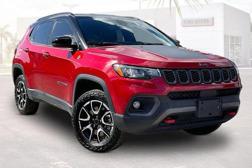 Red Hot Pearlcoat 2025 Jeep Compass Trailhawk