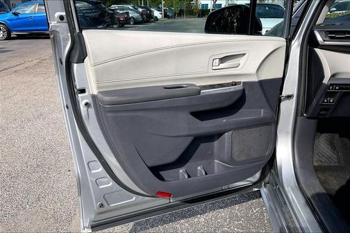 2021 Toyota Sienna LE