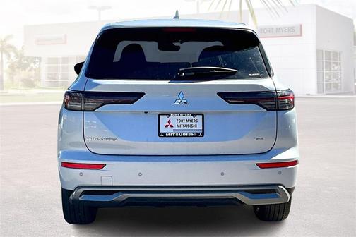 2025 Mitsubishi Outlander SE 2.5 2WD