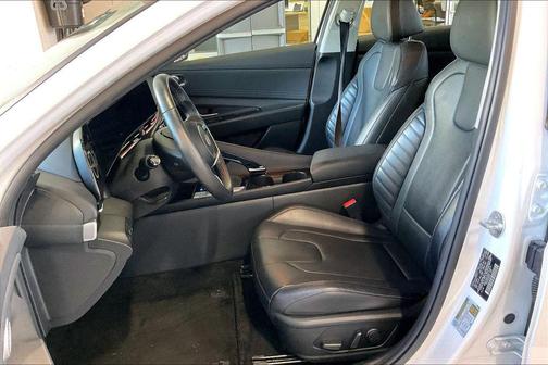 2025 Hyundai ELANTRA HEV Limited