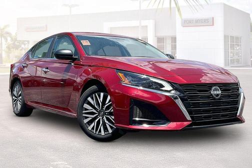 Scarlet Ember 2025 Nissan Altima 2.5 SV
