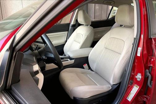 Scarlet Ember 2025 Nissan Altima 2.5 SV