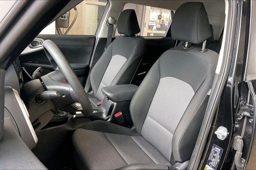 Fusion Black 2025 Kia Soul LX