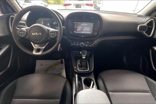 Fusion Black 2025 Kia Soul LX