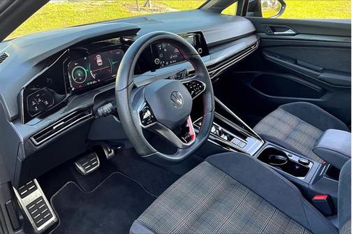 2024 Volkswagen Golf GTI 2.0T S DSG