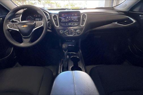 2021 Chevrolet Malibu FWD LT