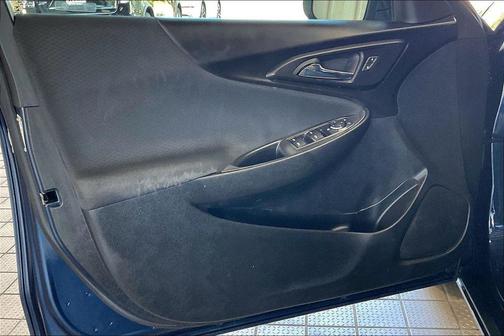 2021 Chevrolet Malibu FWD LT