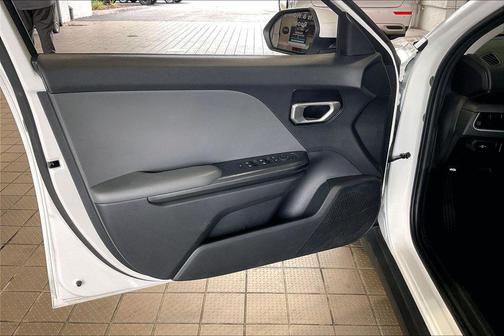 Snow White Pearl 2025 Kia K4 LXS