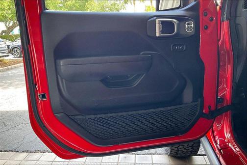 Firecracker Red Clearcoat (DISC) 2026 Jeep Gladiator Rubicon