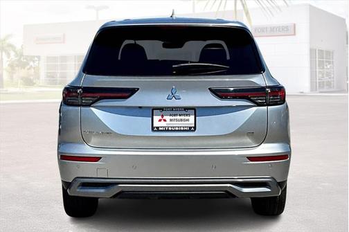 2025 Mitsubishi Outlander SE 2.5 2WD