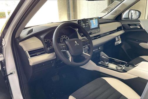 2026 Mitsubishi Outlander SE 1.5T 2WD