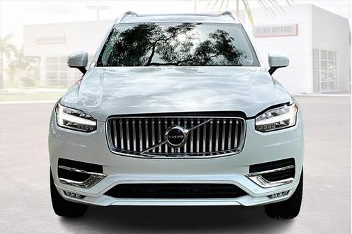 2024 Volvo XC90 B5 Core Bright Theme
