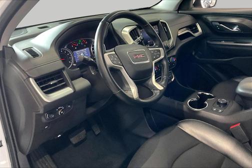 Summit White 2024 GMC Terrain SLT
