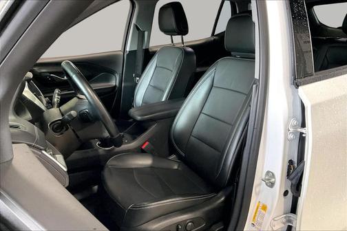 Summit White 2024 GMC Terrain SLT