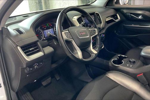 Summit White 2024 GMC Terrain SLT