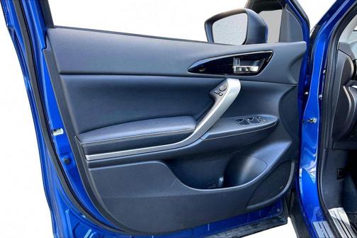 Lightning Blue Metallic 2024 Mitsubishi Eclipse Cross SE