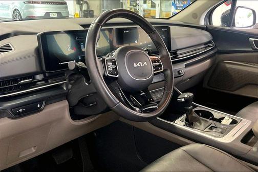 Panthera Metal 2026 Kia Carnival LXS
