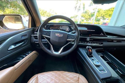 Crystal White Tricoat 2022 Cadillac Escalade Premium Luxury