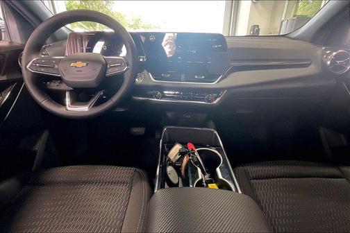 Mosaic Black Metallic 2025 Chevrolet Equinox 1LT