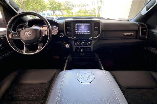 Diamond Black Crystal Pearl 2021 RAM 1500 Sport