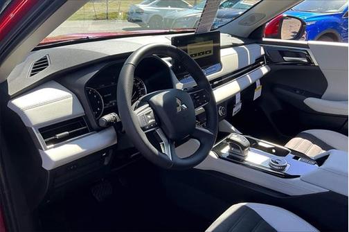 2025 Mitsubishi Outlander SE 2.5 2WD