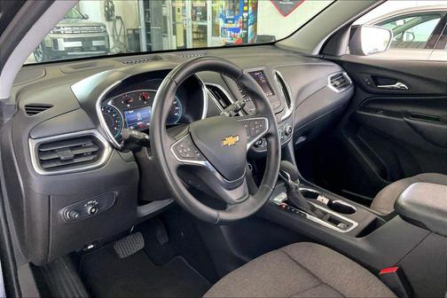 Mosaic Black Metallic 2024 Chevrolet Equinox 1LT