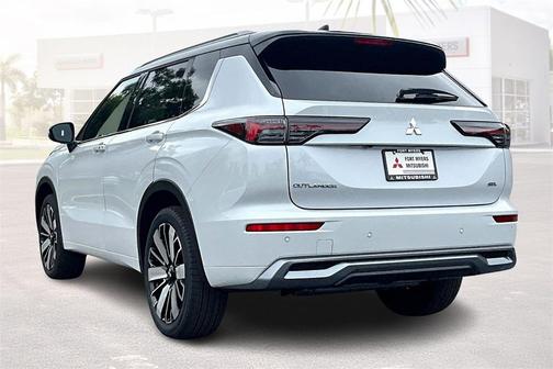 2025 Mitsubishi Outlander SEL 2.5 2WD