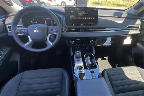 2025 Mitsubishi Outlander SE 2.5 2WD