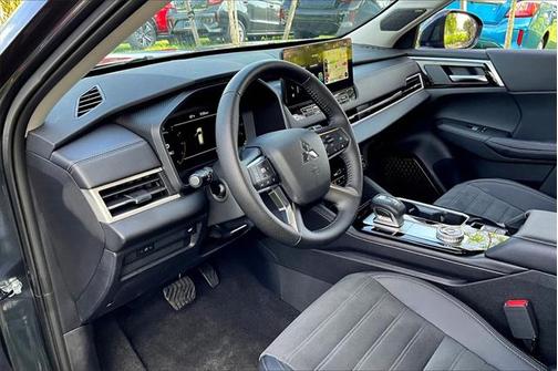 2025 Mitsubishi Outlander SE 2.5 2WD