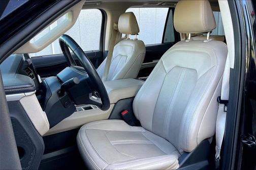 Black Metallic 2024 Ford Expedition Limited