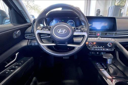 2025 Hyundai ELANTRA HEV Limited