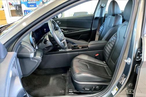 2025 Hyundai ELANTRA HEV Limited