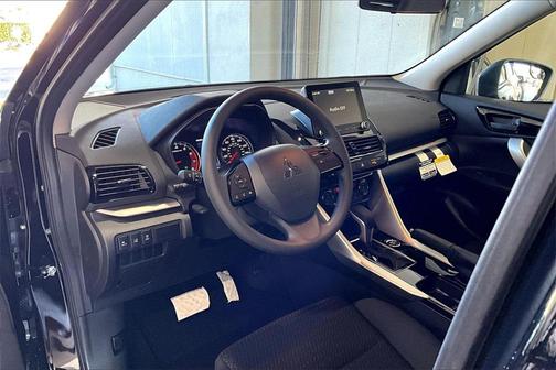 2026 Mitsubishi Eclipse Cross ES