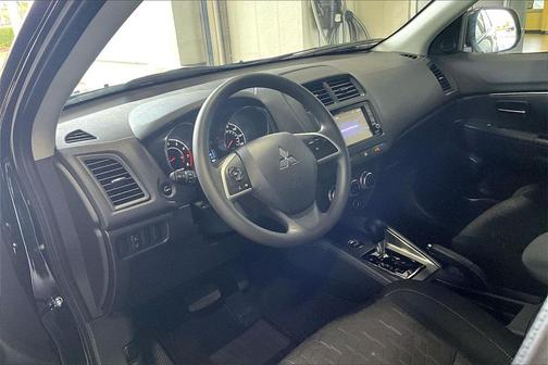 2025 Mitsubishi Outlander Sport 2.0 ES