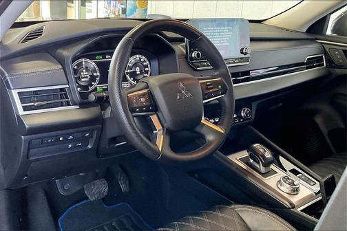 2024 Mitsubishi Outlander PHEV SEL