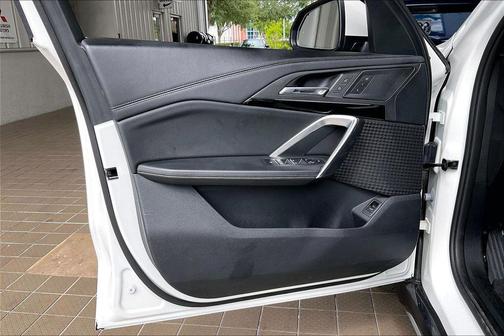 White 2025 BMW X1 xDrive28i