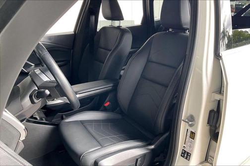 White 2025 BMW X1 xDrive28i