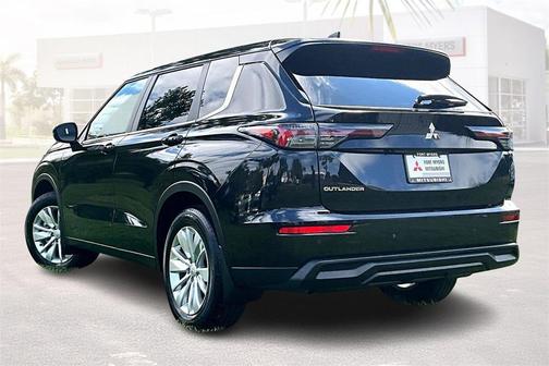 2025 Mitsubishi Outlander ES 2.5 2WD