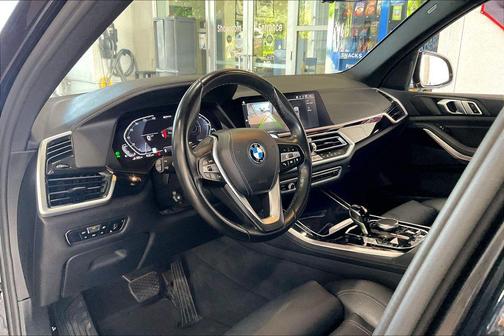 Black 2022 BMW X5 PHEV xDrive45e