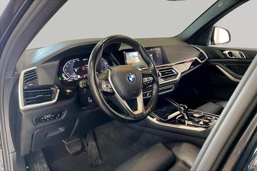 Black 2022 BMW X5 PHEV xDrive45e