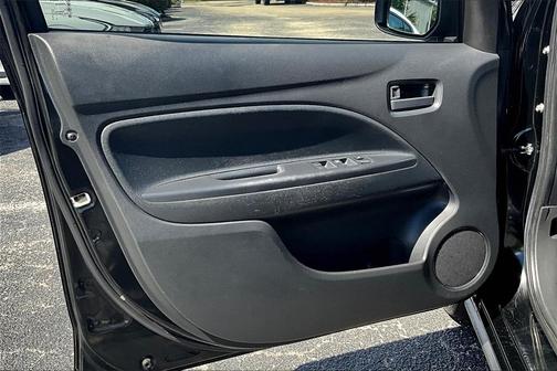 2020 Mitsubishi Mirage ES