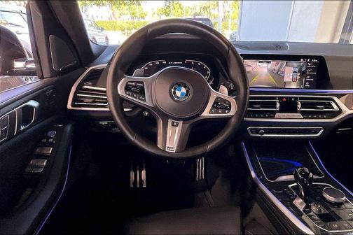 Arctic Grey Metallic 2021 BMW X7 M50i