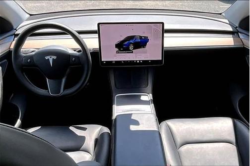 2023 Tesla Model Y Long Range Dual Motor All-Wheel Drive