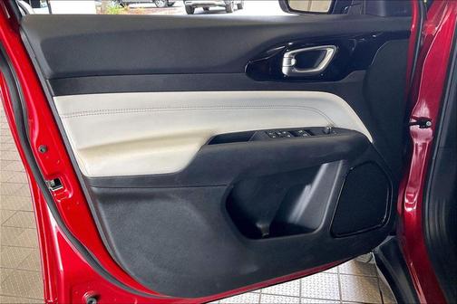 Red Hot Pearlcoat 2025 Jeep Compass Limited