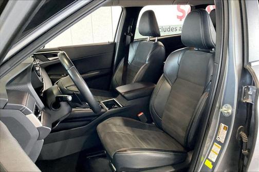 Silver Alloy 2024 Mitsubishi Outlander SE