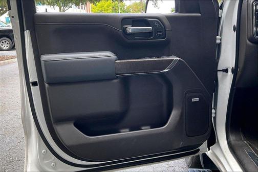 White Frost Tricoat 2022 GMC Sierra 1500 Denali