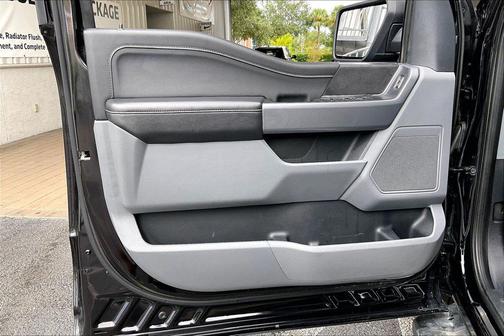 Black Metallic 2025 Ford F-150 XLT