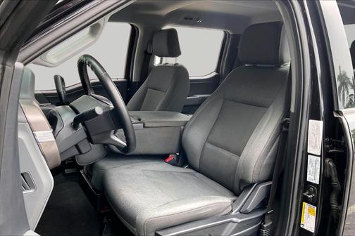 Black Metallic 2025 Ford F-150 XLT