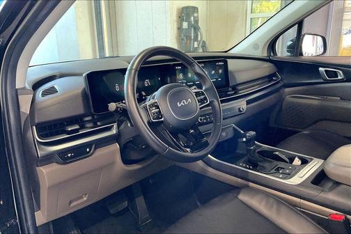 Aurora Black Pearl 2026 Kia Carnival LXS